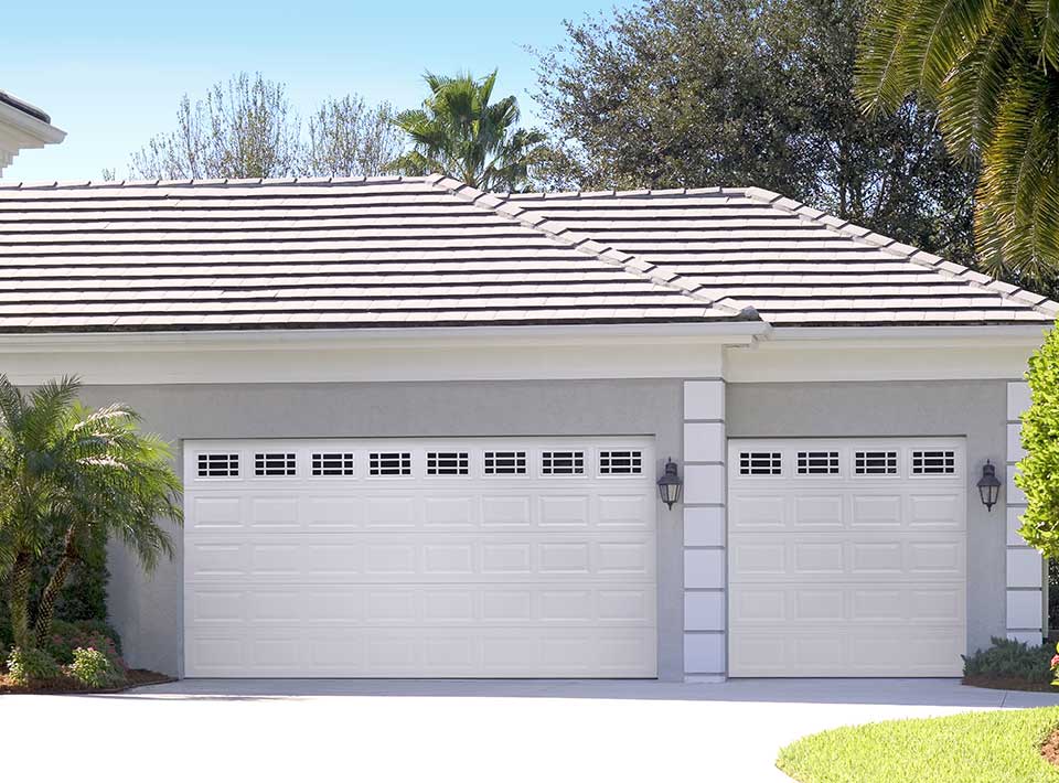 How to pick one of the best garage doors for your house?